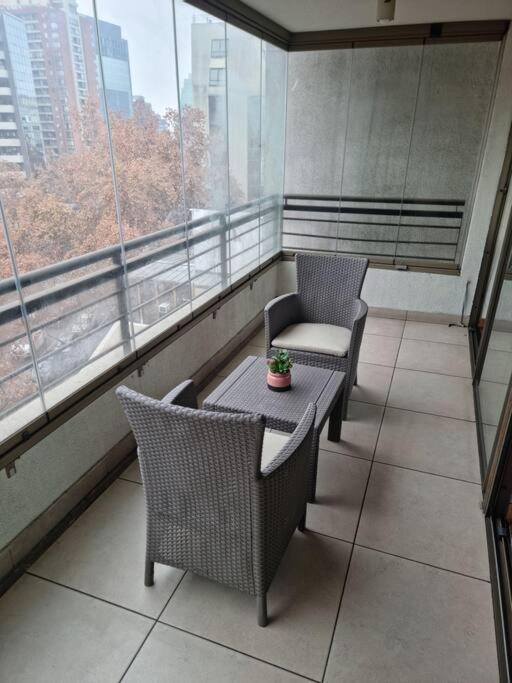 Dpto Costanera Center, Metro Leones 1 Dorm Apartamento Santiago de Chile